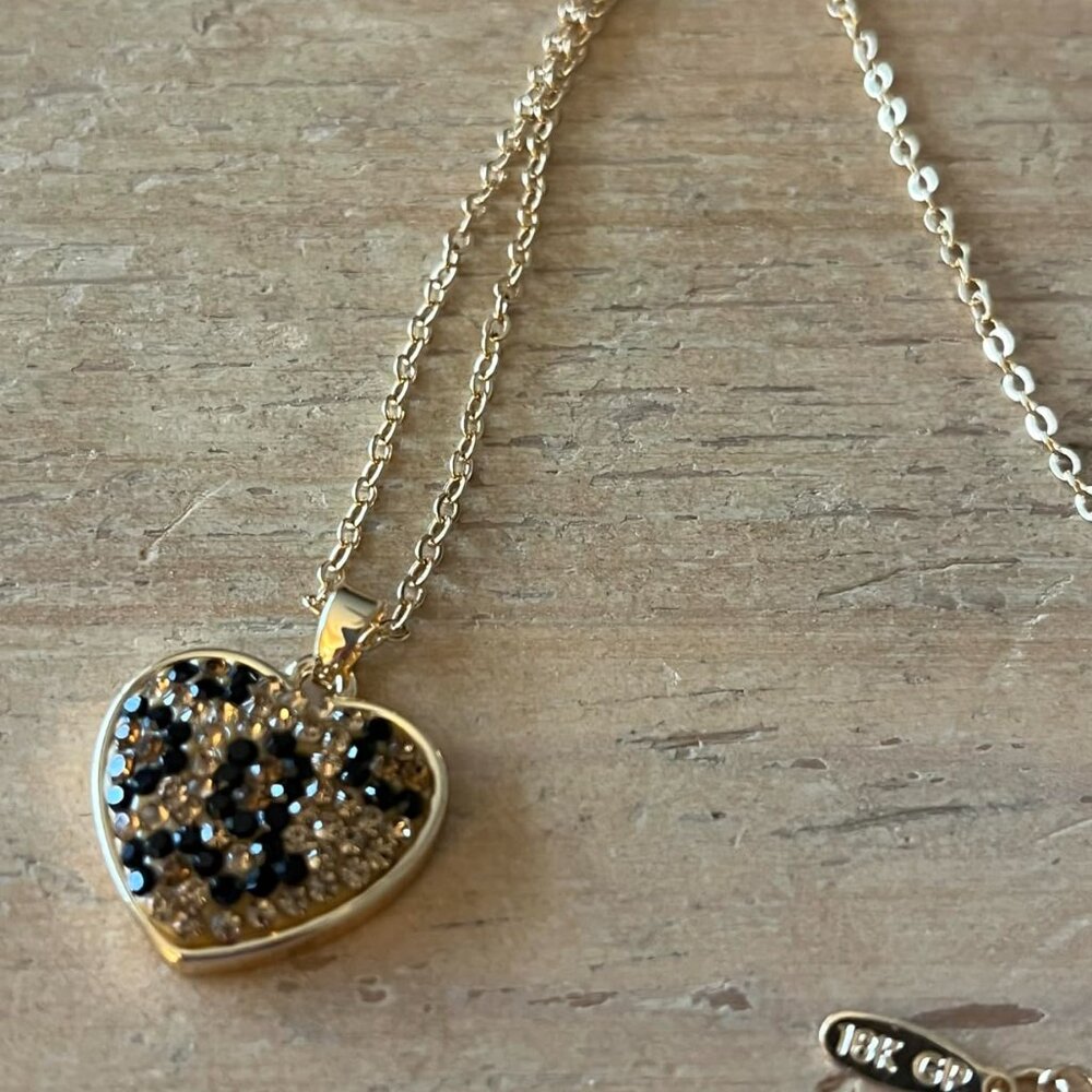 Neiman Marcus 18K Gold Plated Austrian Crystal Leopard Heart Necklace - Picture 3 of 5